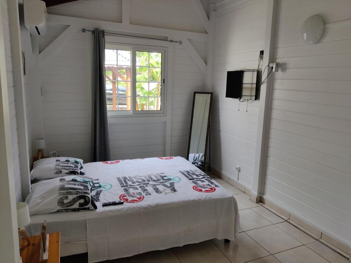 Keshy Island Colibri Apartman Baillif Kültér fotó